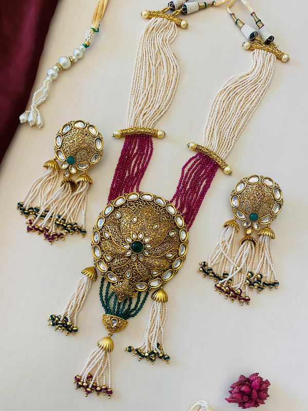 Antique Kundan Bridal Necklace Set