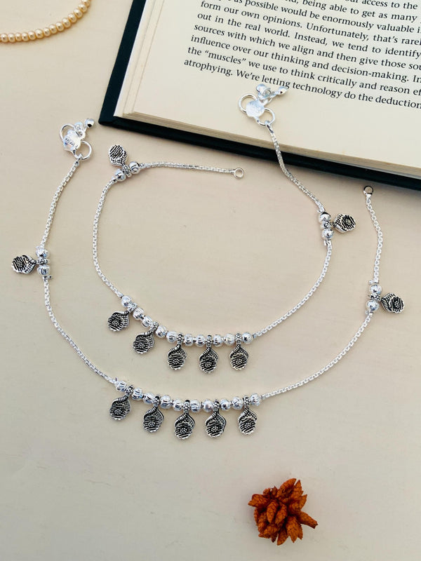 Enchanting Silver Plated Floral Anklets