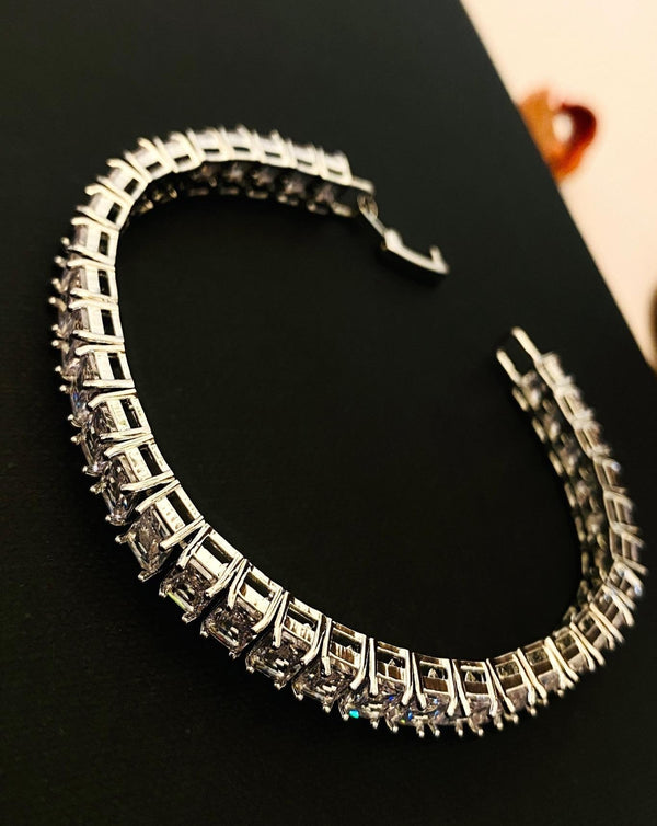 Luxurious High Quality Silver Cz Bracelet